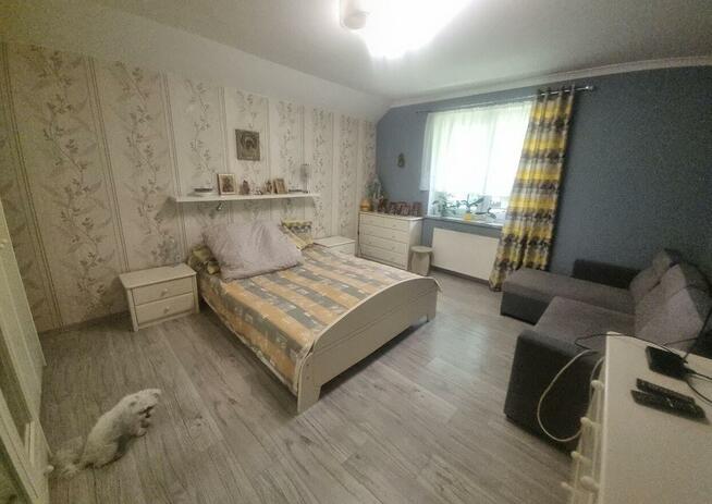 Nieruchomość przy drodze Nr 9 blisko autostrady A4