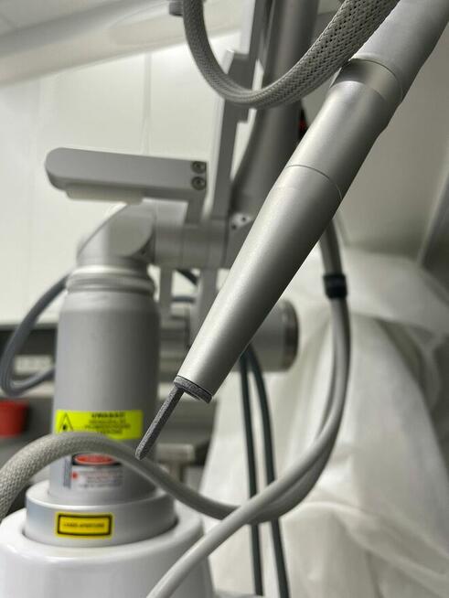 Dystanser do lasera frakcyjnego S-CO2 Dana, Finexel