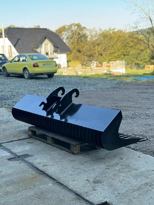 Łyżka skarpowa ażurowa, grabie 220cm 7,5-11t