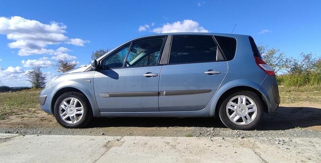 Renault Scenic II 2005r. 1.6 LPG