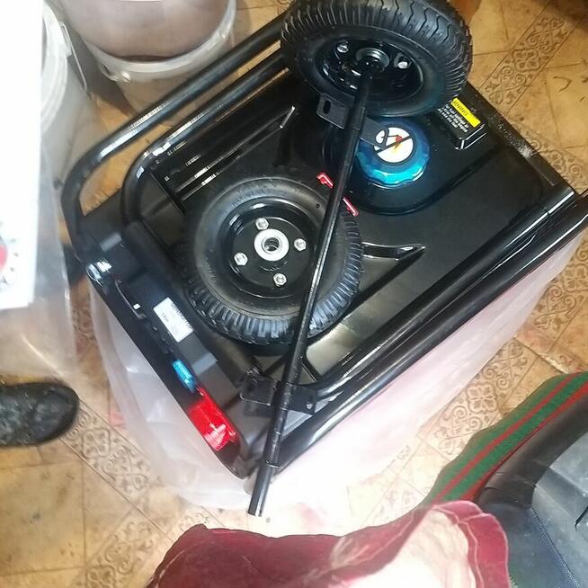 Sprzedam agregat prądowy 2500zł do negocjacji