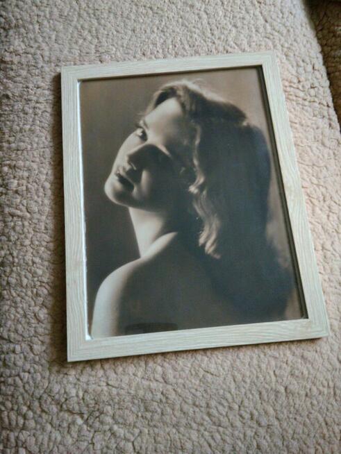 Fotografia ślicznej dziewczyny