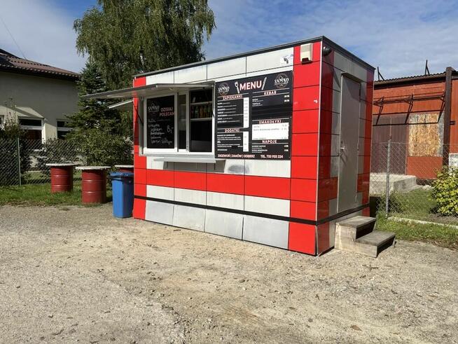 Przyczepa gastronomiczna z pełnym wyposażeniem