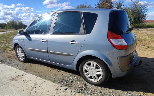 Renault Scenic II 2005r. 1.6 LPG