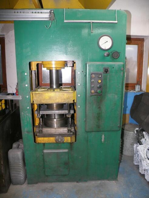 Sprzedam narzędzia i maszyny do produkcji koszy metalowych