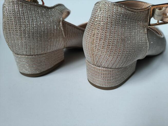 Buty dla dziewczynki Pepper rozmiar 35