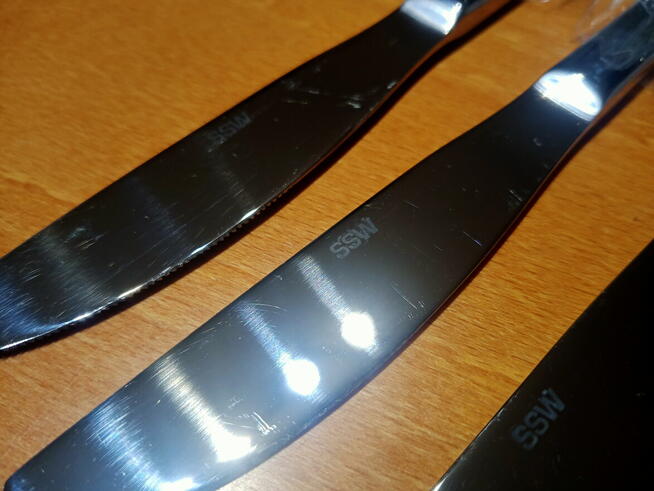 Noże stołowe SSW 6szt, niecałe 22cm, nowe