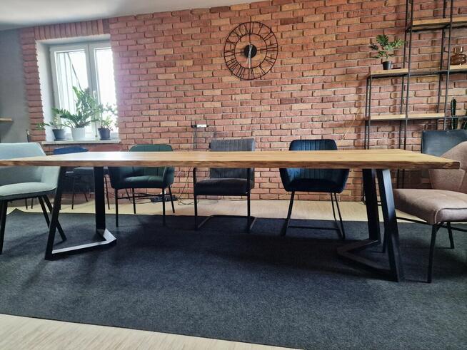 Stół dębowy , producent