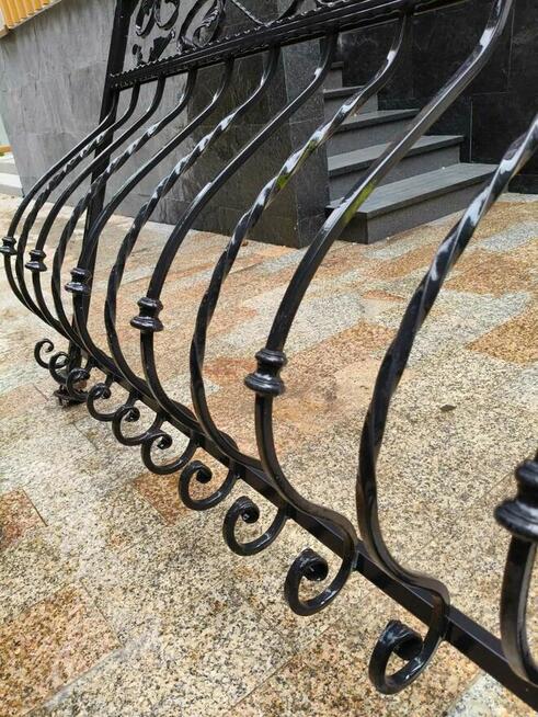 Sprzedam balustadę kutą