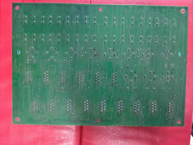 3986208 3986210-2 Płyta Bezpieczników VOLVO FH FM