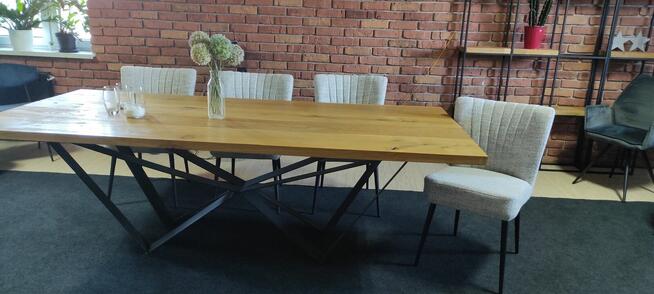 Stół dębowy , producent