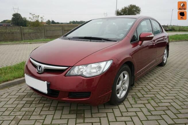 Honda Civic 1.8 140KM Sedan salon