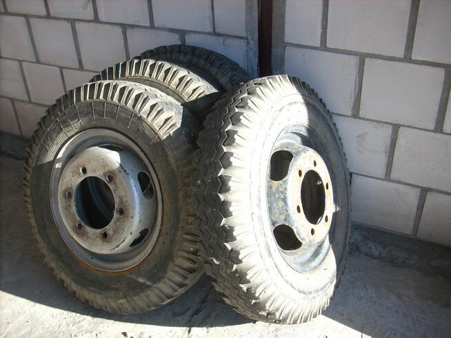 Komplet kół do samochodów dostawczych Mercedes