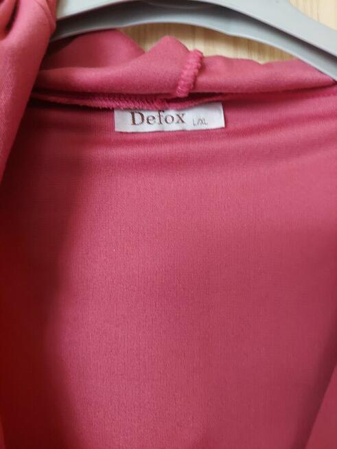 Bluza damska z cyrkoniami na rękawach