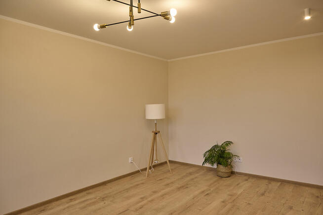 Gołębiów 1, 2 pokoje po remoncie z balkonem