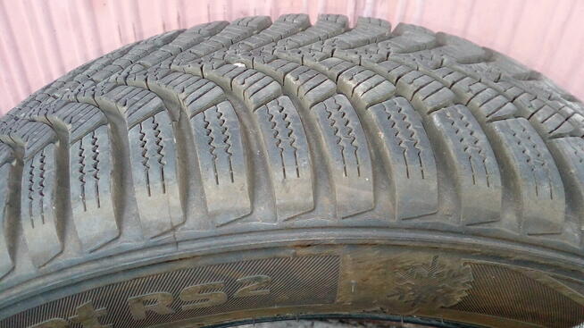 Opony zimowe 2 szt 165x60/14 79T HANKOOK