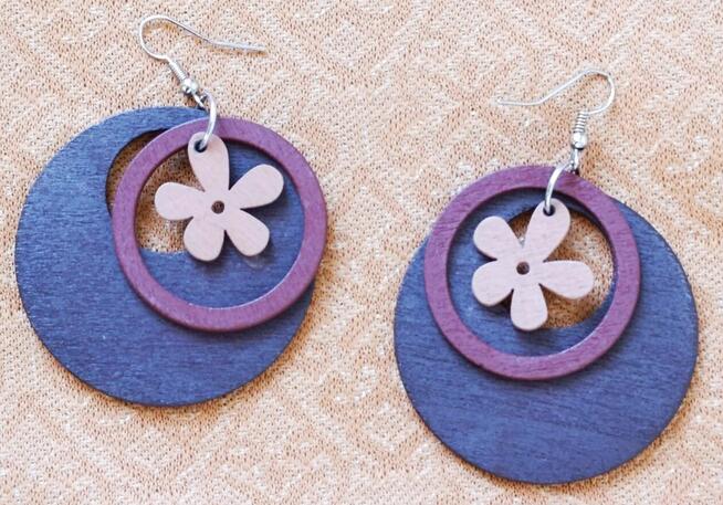 Wyprzedamy biżuterie , medale i różne AKCESORIA rytualne