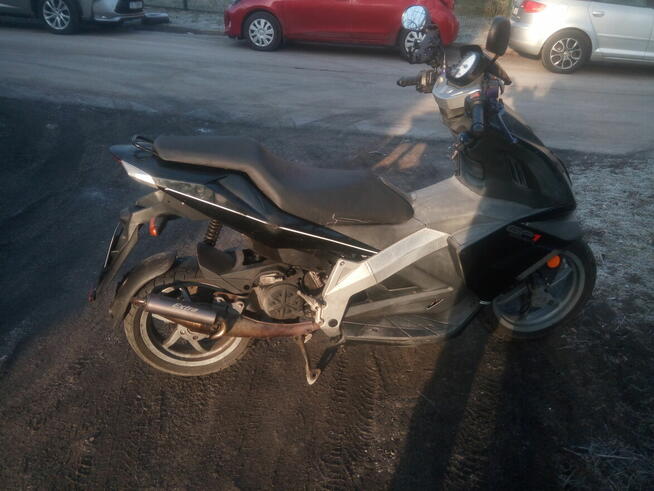 Skuter Derbi gp1 50 open 2 t sprawny (WARTO)