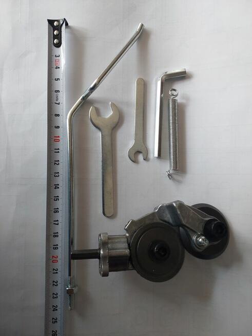 Przecinarka do blachy - przystawka do wiertarki