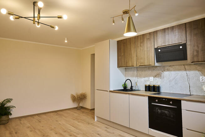 Gołębiów 1, 2 pokoje po remoncie z balkonem