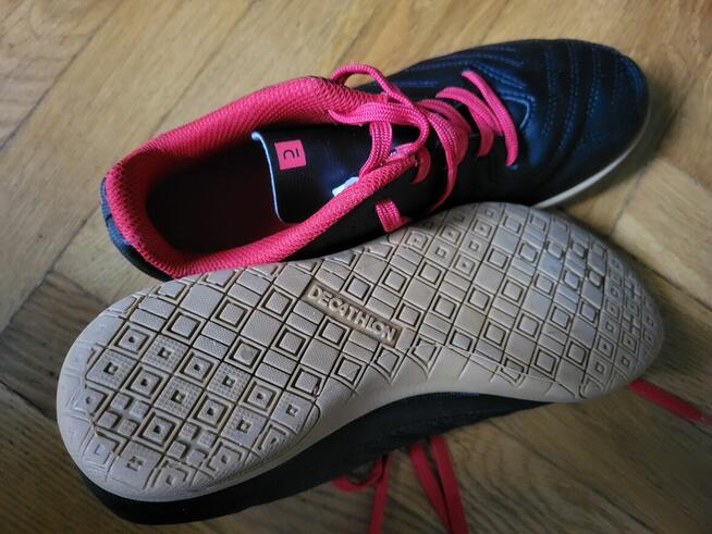 Halówki (37) Kipsta Decathlon stan jak NOWE -Unisex