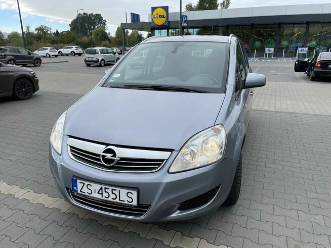Zafira z hakiem zadbana technicznie do poważnych zadań