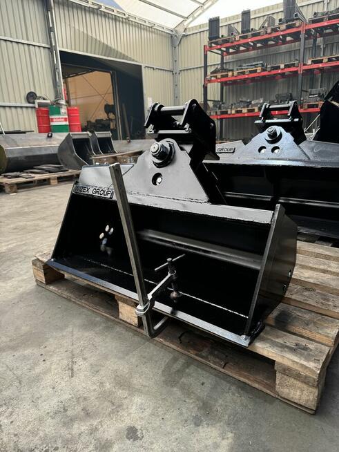 Łyżka skarpowa hydrauliczna 90cm 1,3-2,5t