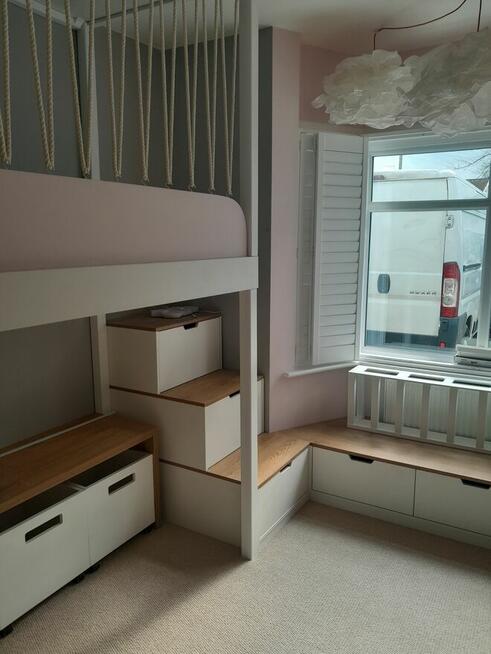 łóżka na antresoli