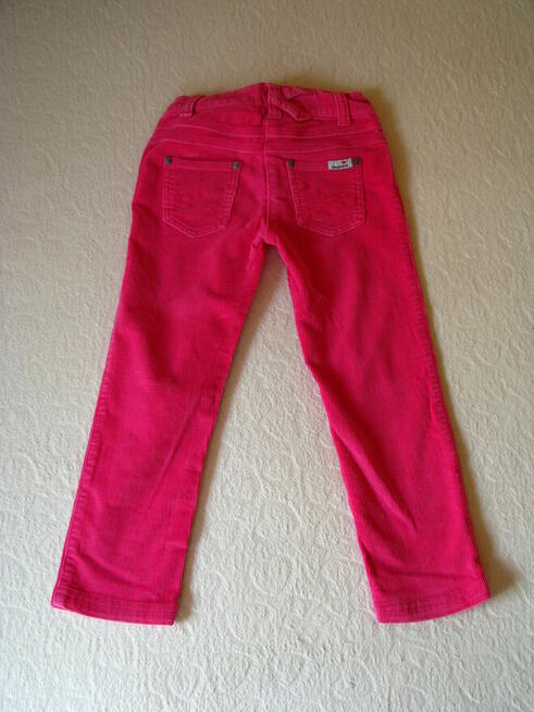 Urocze spodnie dziewczęce, różowy sztruks Kangaroos rozm. 11