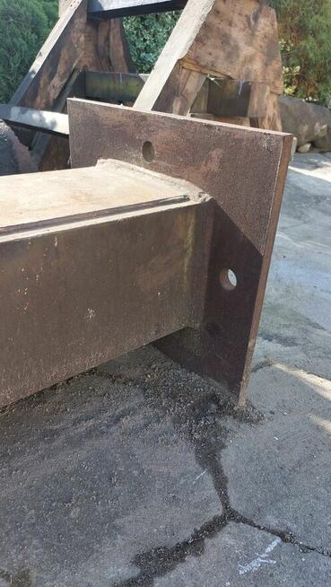 Słupy stalowe o długości. 4,40mb ze stopą 1550zł/szt