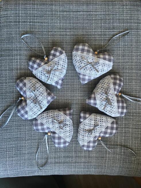 Dekoracje - ręcznie szyte .