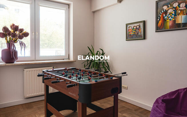 Biura na Górnym Mokotowie kameralny budynek