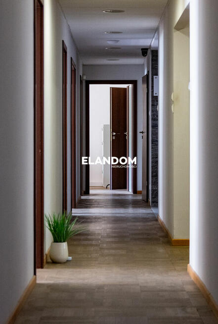 Biura na Górnym Mokotowie kameralny budynek