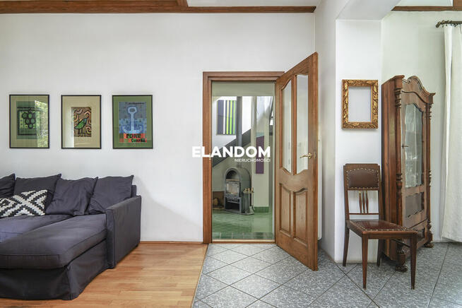 Urokliwy dom z dużym ogrodem w Pruszkowie