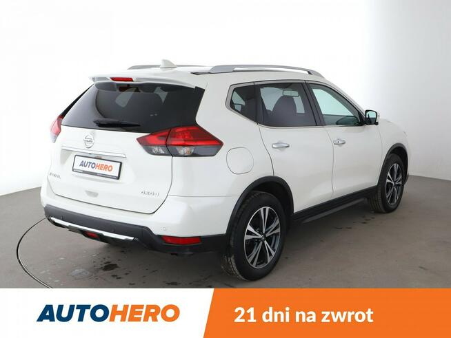 Nissan X-Trail automat 4x4 panorama kamera navi grzane fotele 7-osob. Bluetooth