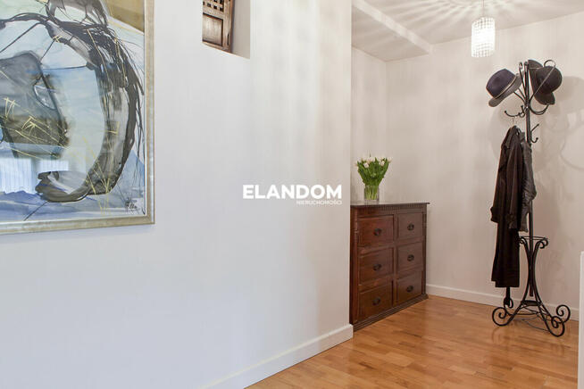 Klimatyczne mieszkanie na Starym Żoliborzu