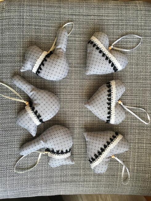 Dekoracje - ręcznie szyte .