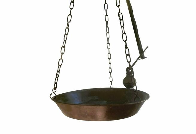 Zabytkowa waga rzymska ( przesuwnikowa ) bezmian