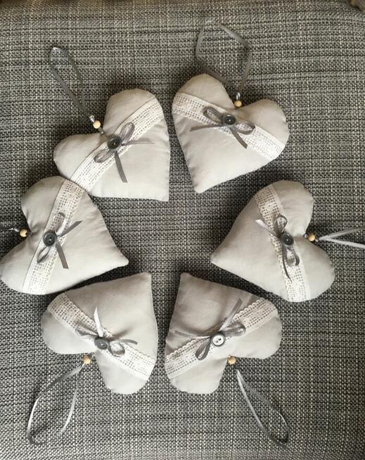 Dekoracje - ręcznie szyte .