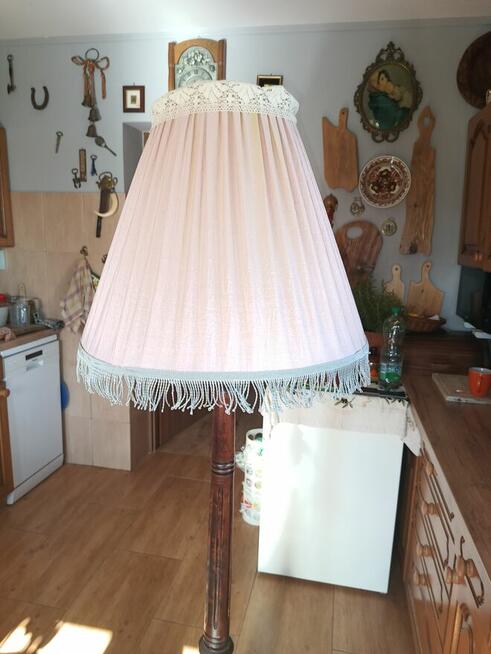 Lampa drewniy.