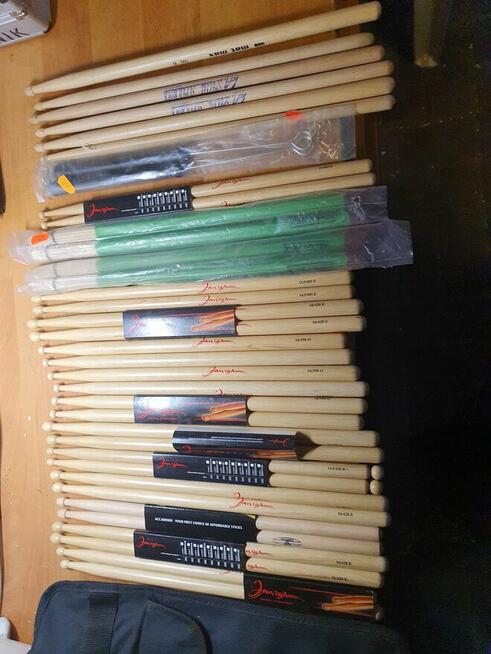 Pałki perkusyjne, Hot Rods, miotełki