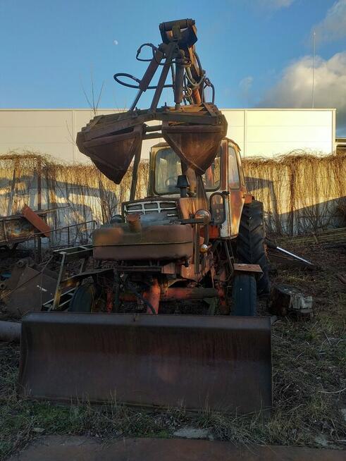 Sprzedam koparko spycharkę BELARUS