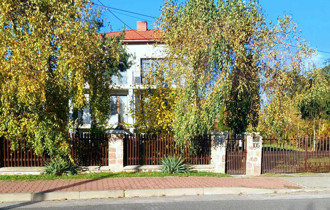Dom z siedliskiem 1,5ha Mniów Kielce Borki