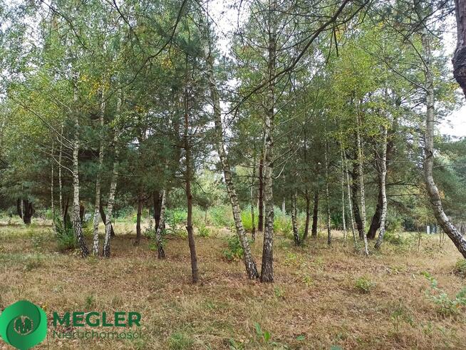 Działka wśród nowej zabudowy