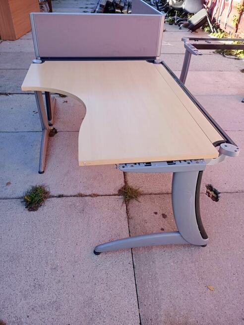 Biurko narożne 160x80x66 praca zdalna dom biuro STEELCASE