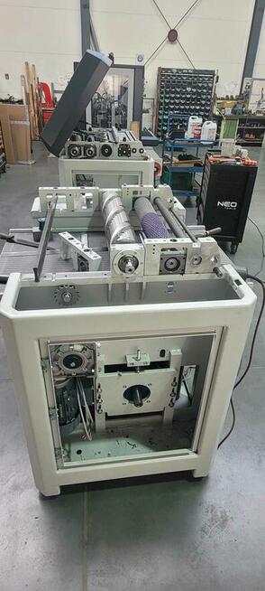 GRUBIARKA A630 MADORA wał spirlany - nowa