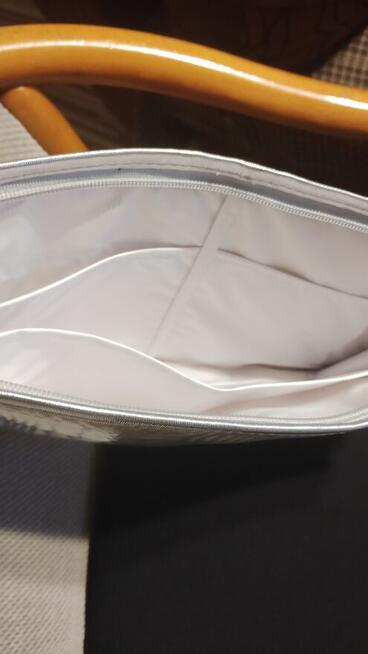 Srebrna kosmetyczka Marconi – ładny prezent