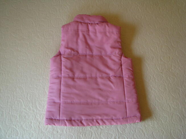 Różowa, pikowana kamizelka dziecięca rozm. 122
