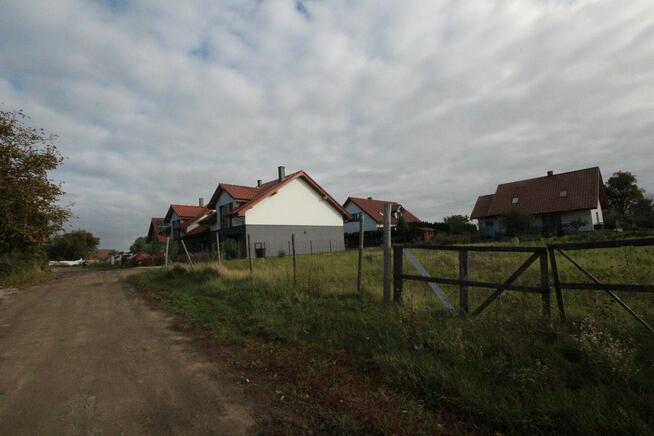 Działka (800 m2) ok. Pistacjowej MEDIA (Pietrzykowice)