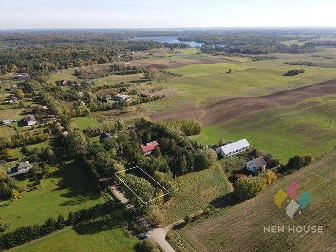 Urokliwa działka w spokojnej wsi, 1 km od jeziora